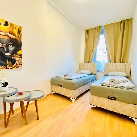Bright 5Br Shared Apartment W Great Transport Link Vídeň Exteriér fotografie