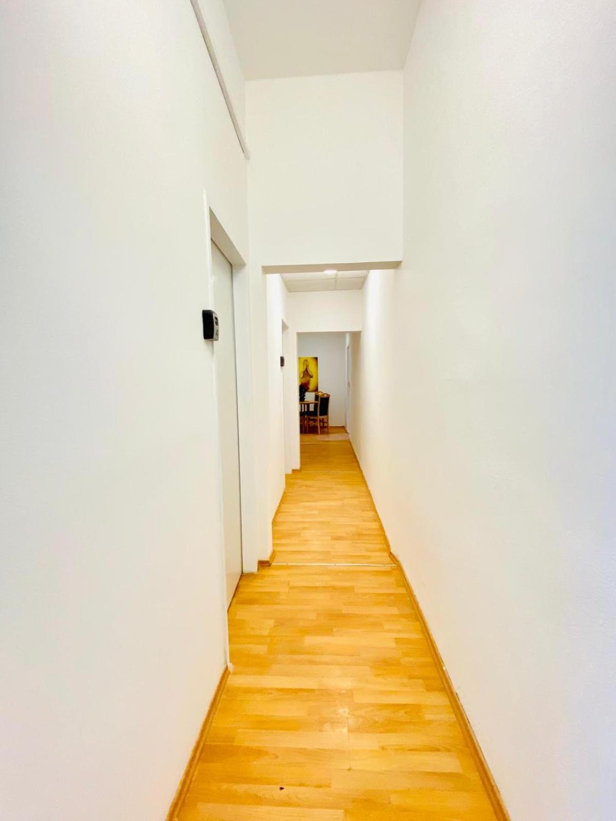 Bright 5Br Shared Apartment W Great Transport Link Vídeň Exteriér fotografie