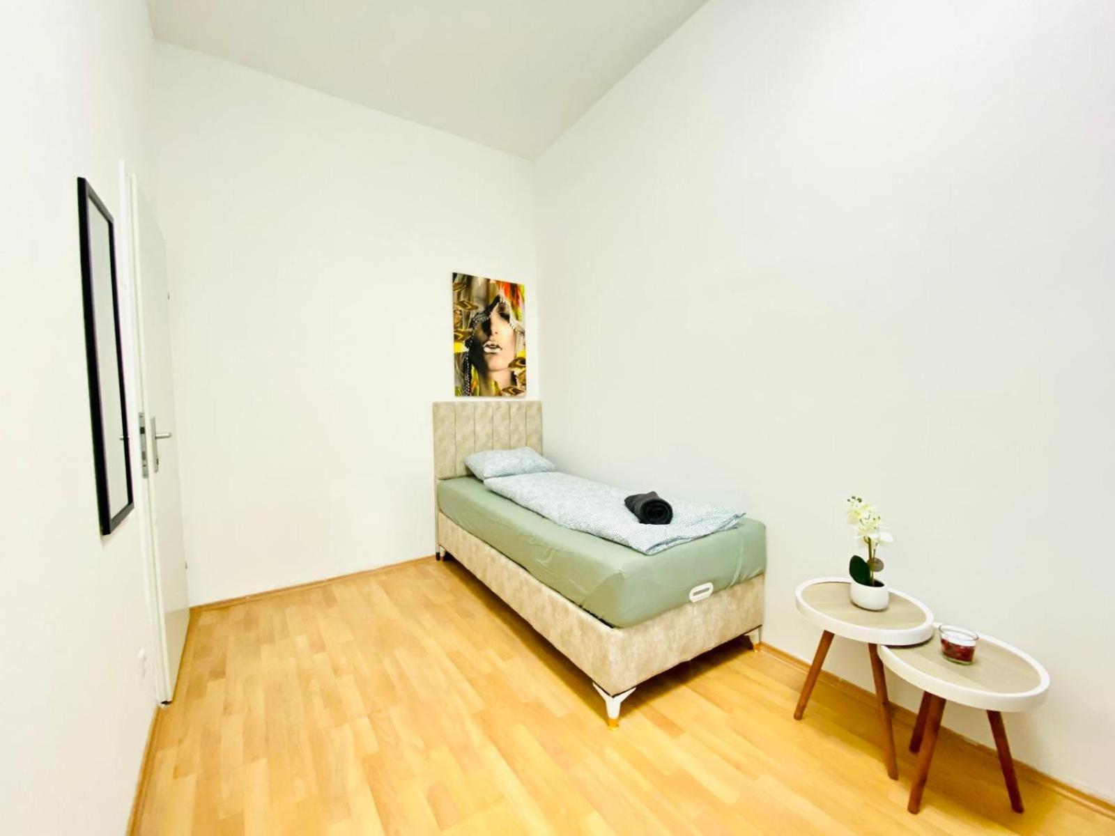 Bright 5Br Shared Apartment W Great Transport Link Vídeň Exteriér fotografie