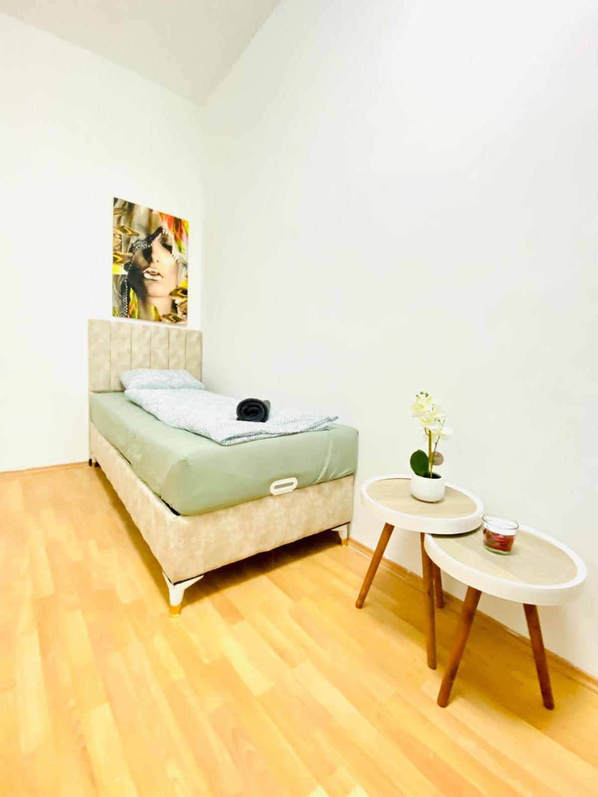 Bright 5Br Shared Apartment W Great Transport Link Vídeň Exteriér fotografie