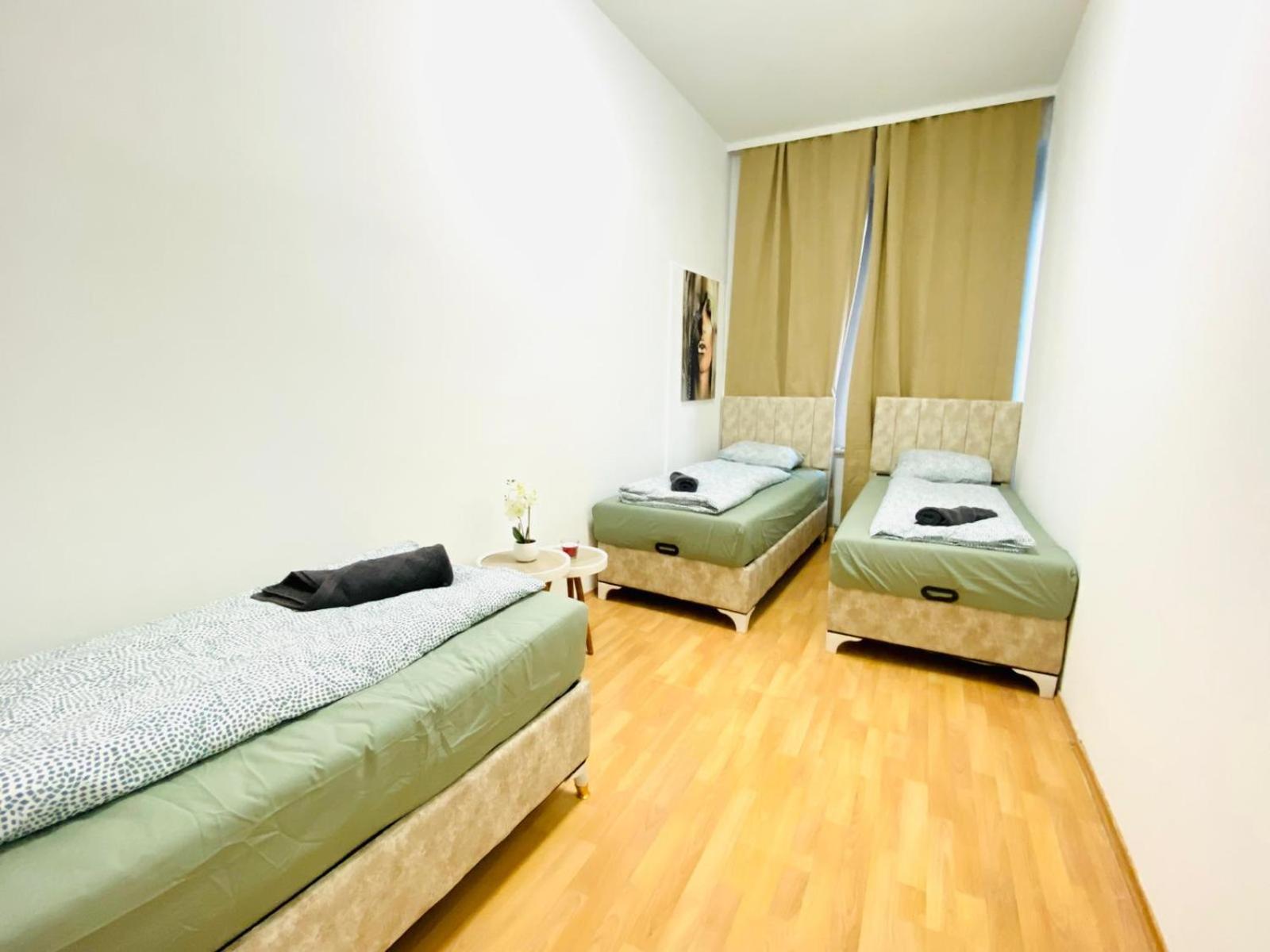 Bright 5Br Shared Apartment W Great Transport Link Vídeň Exteriér fotografie