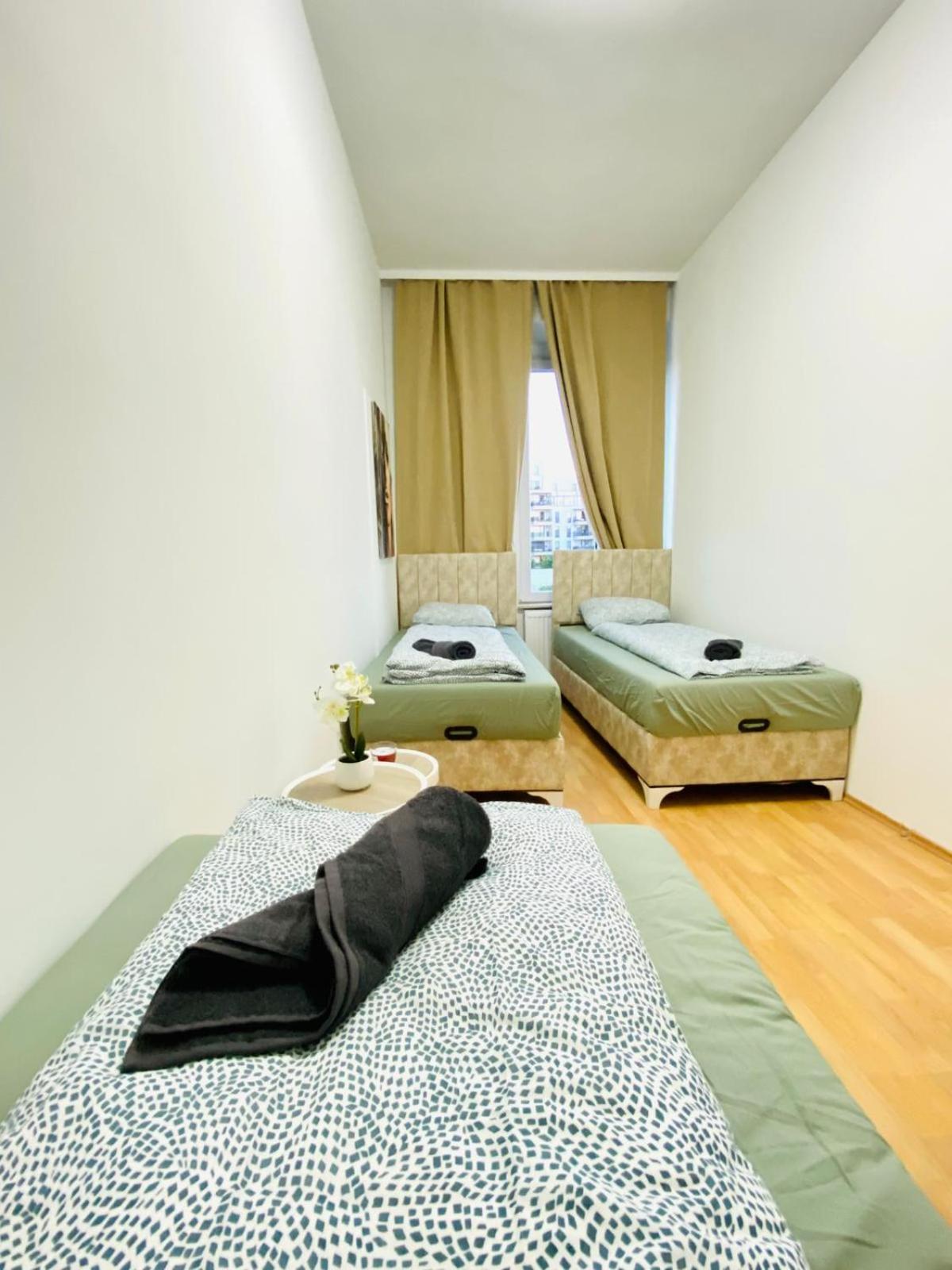 Bright 5Br Shared Apartment W Great Transport Link Vídeň Exteriér fotografie