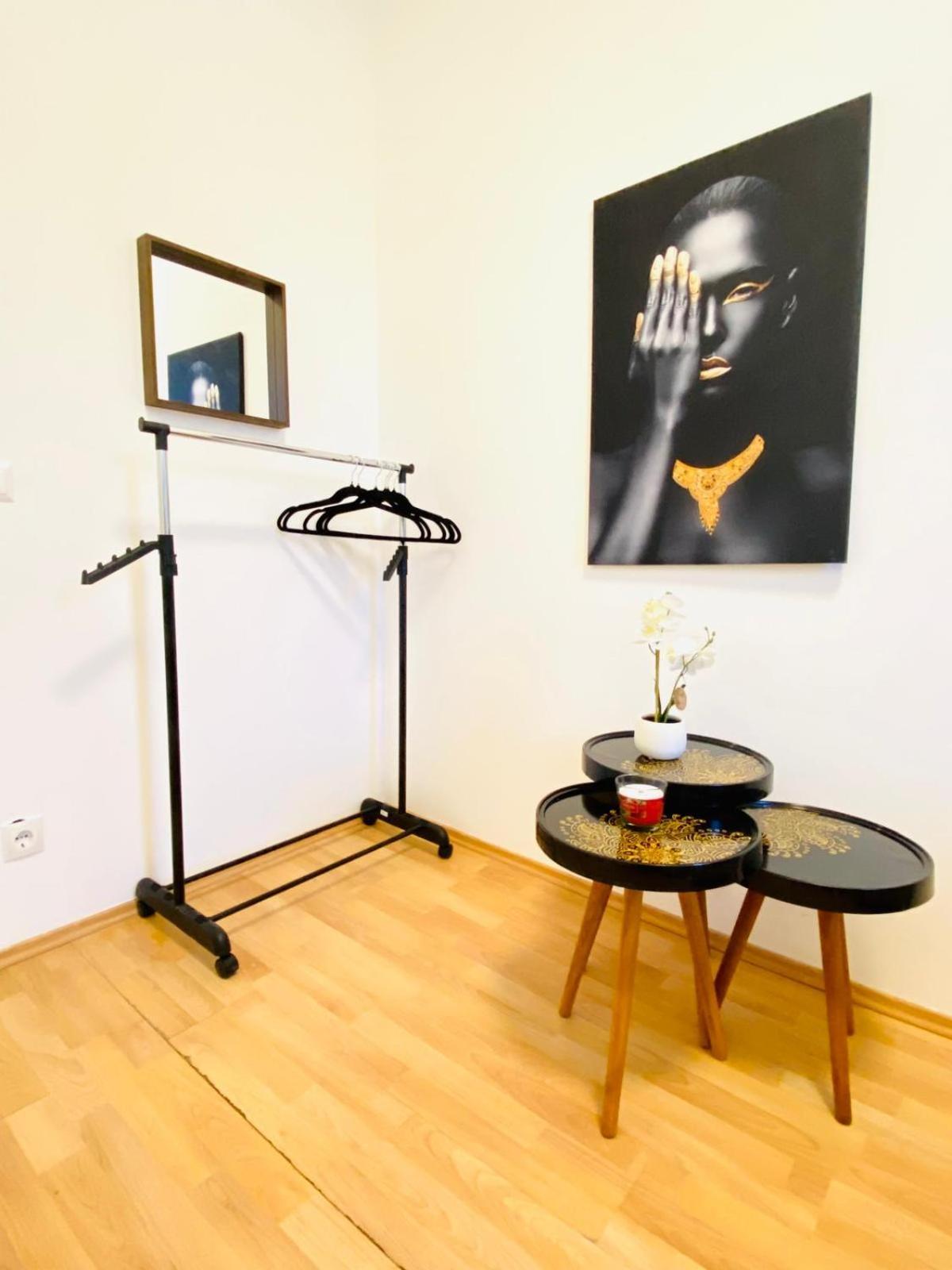 Bright 5Br Shared Apartment W Great Transport Link Vídeň Exteriér fotografie