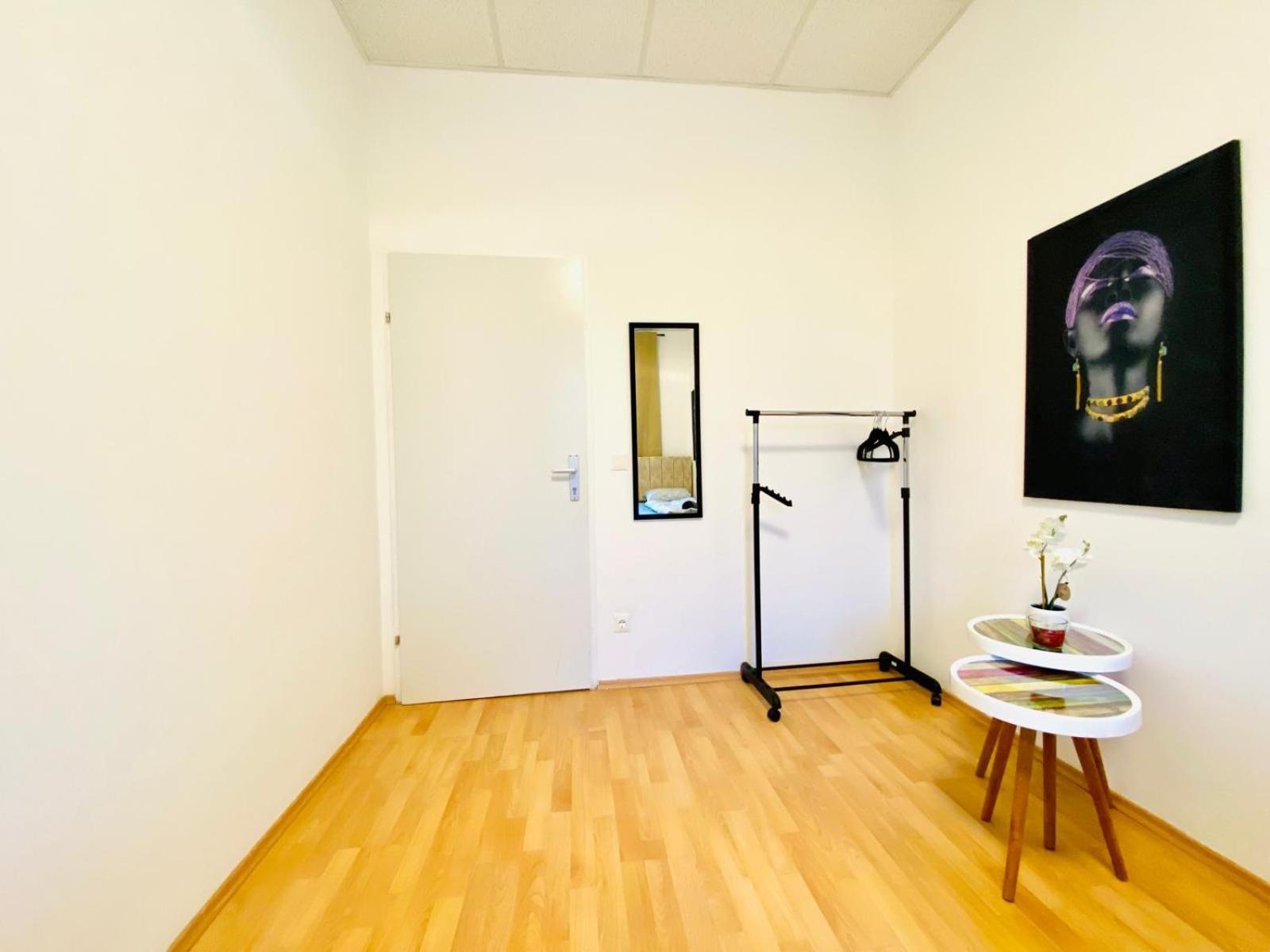 Bright 5Br Shared Apartment W Great Transport Link Vídeň Exteriér fotografie