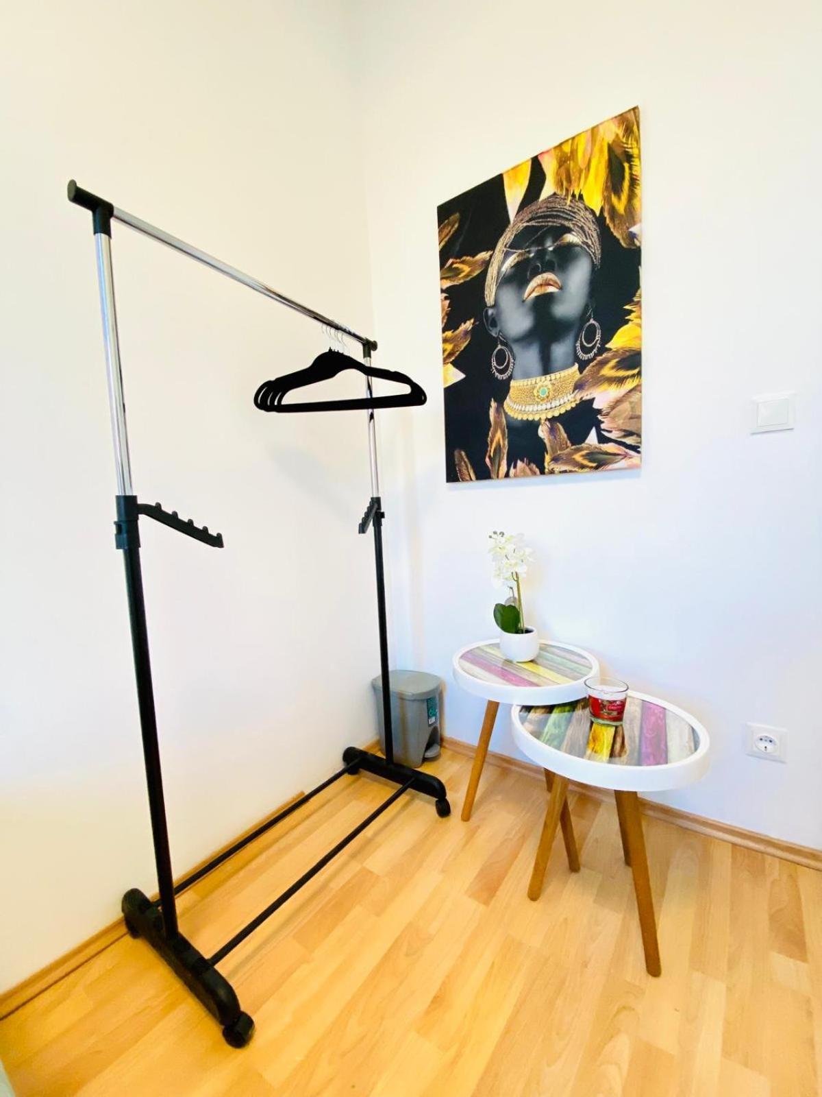 Bright 5Br Shared Apartment W Great Transport Link Vídeň Exteriér fotografie